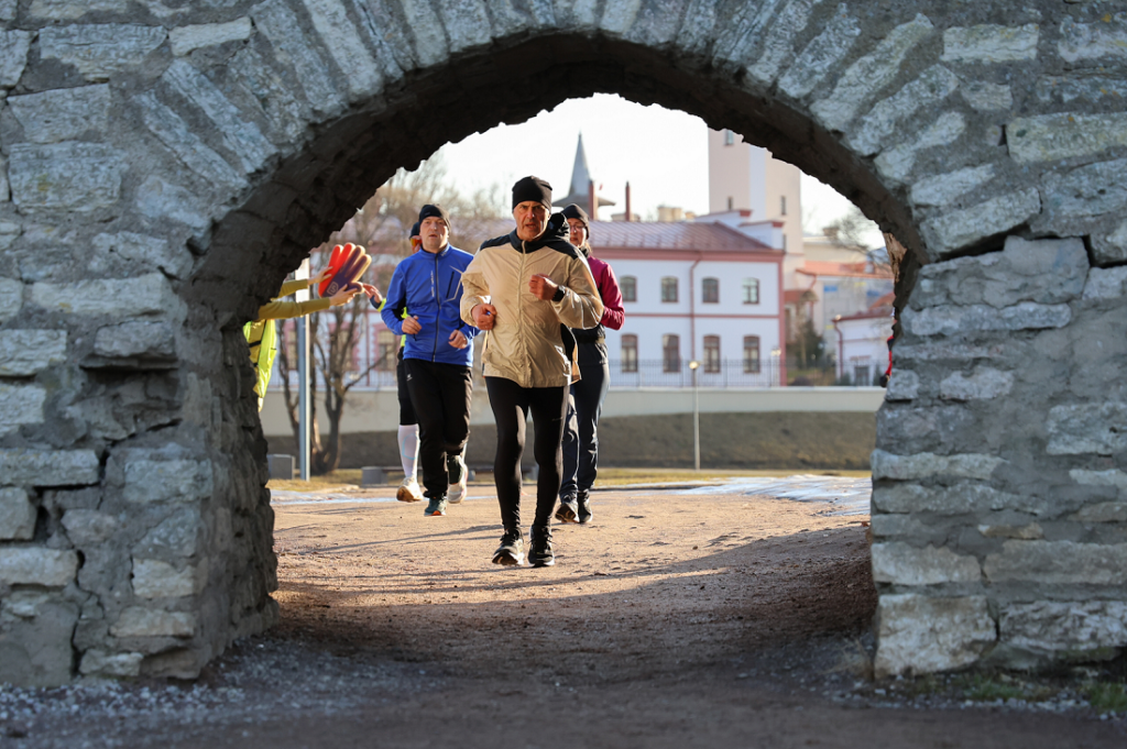 5 вёрст на Набережной Реки Великой. Псков.